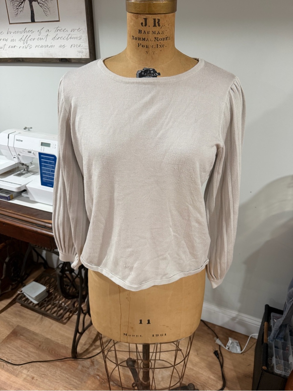 Tahari Cream Long-Sleeve Crewneck Top with Subtle Puff Sleeves